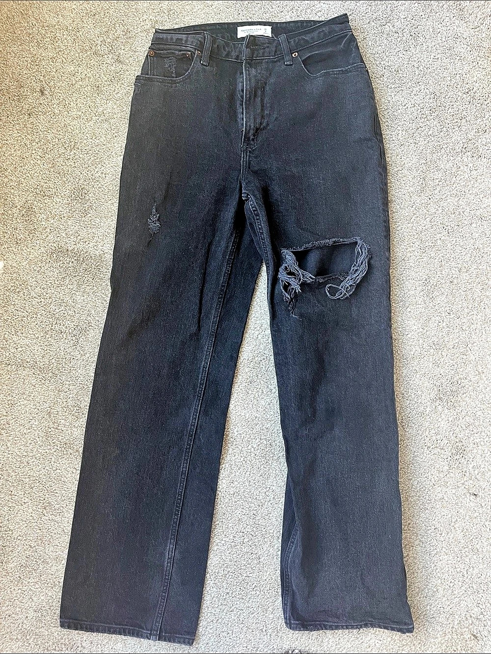 Abercrombie & Fitch Curve Love The '90s Relaxed Jean High Rise Black Jeans